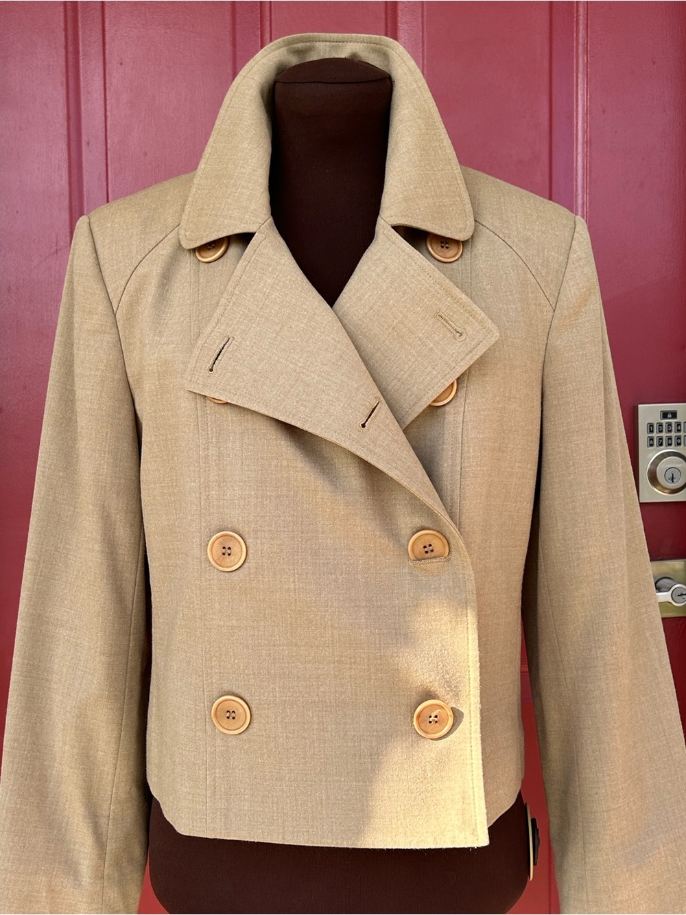 TALBOTS s8 Classic Beige Dbl-Breasted Cropped Jacket-wool/1% spandex-looks NEW